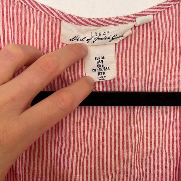 Striped Beach Wrap - Picture 3 of 4